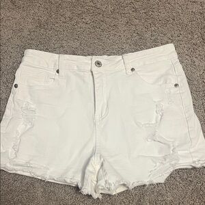 Chic White Distressed Denim Shorts